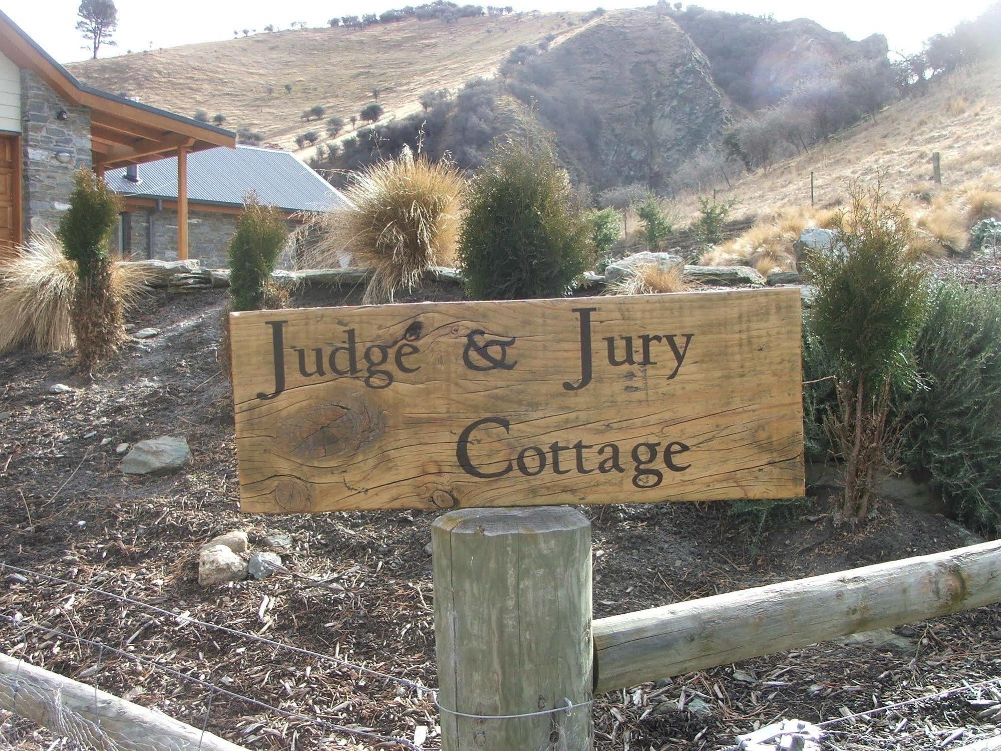 Villa Judge & Jury Farm Retreat à Gibbston Extérieur photo